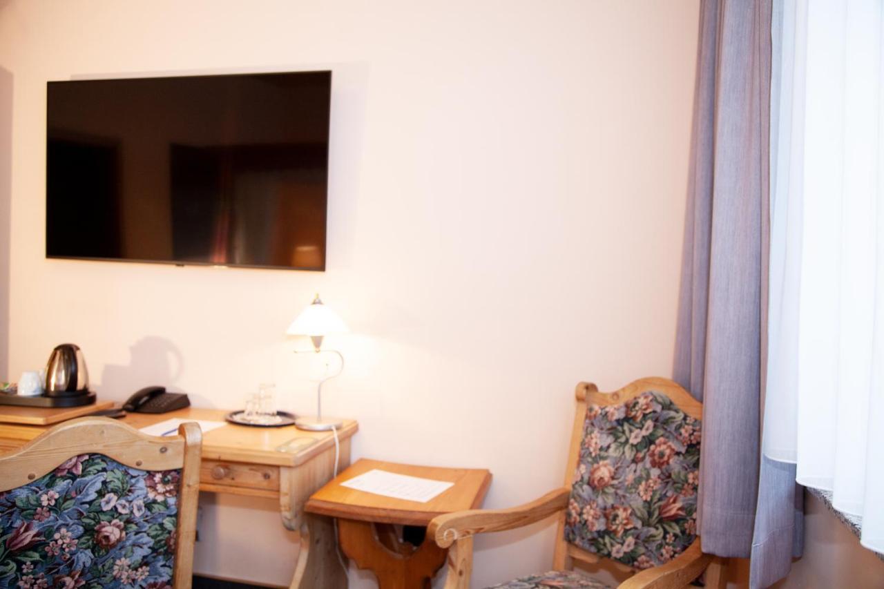 Hotel Lonac Дуйсбург Екстер'єр фото